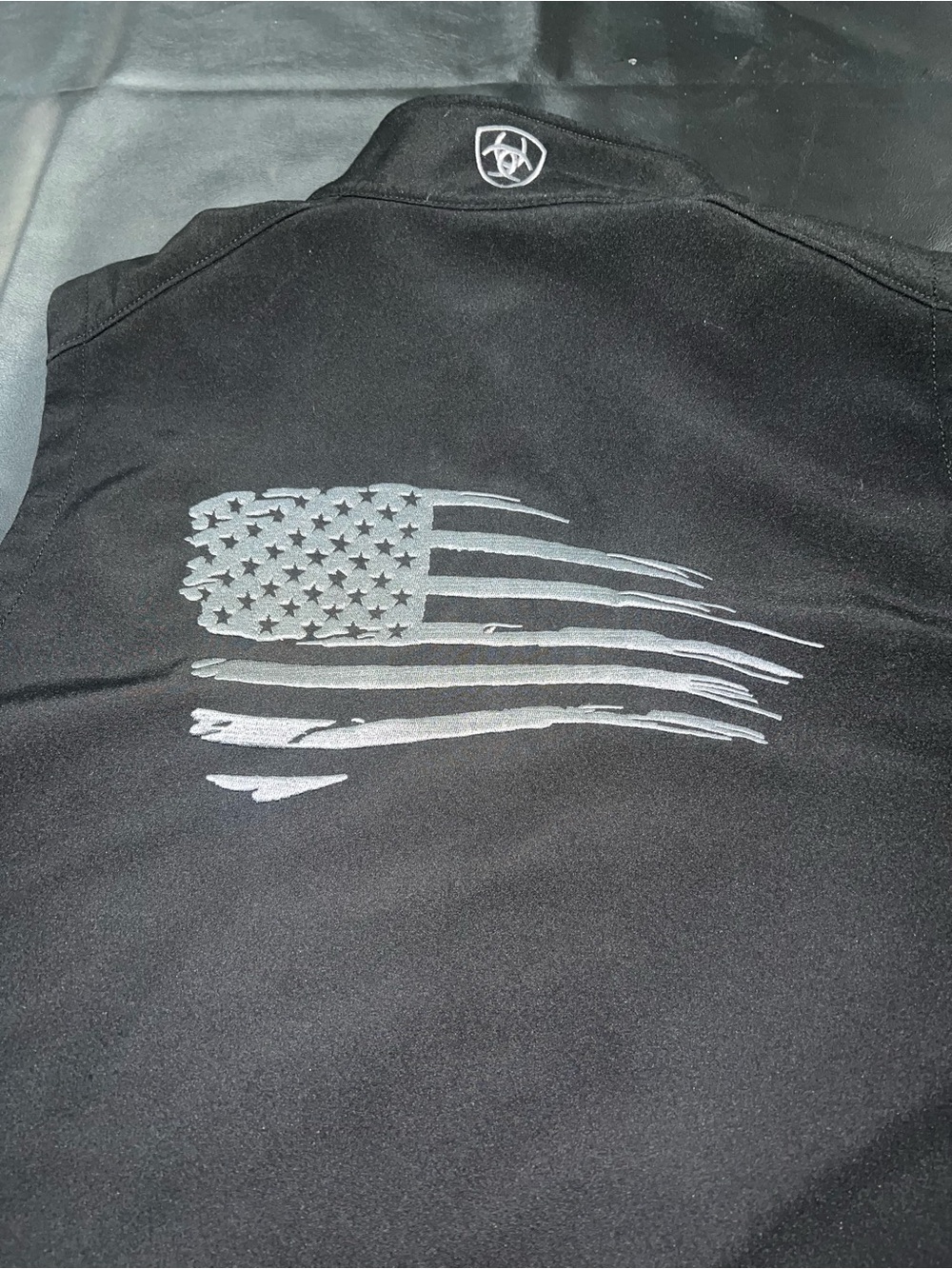 Ariat Logo 2.0 Patriot Softshell Vest Men’s Size XL - Picture 4 of 7